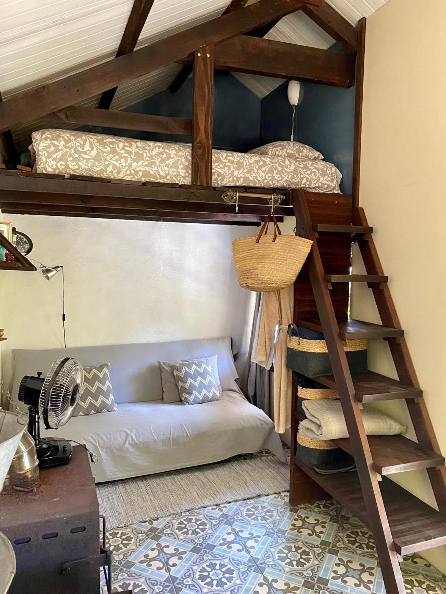 Unique Tiny House With Natural Building Techniques Figueiro Dos Vinhos Zewnętrze zdjęcie