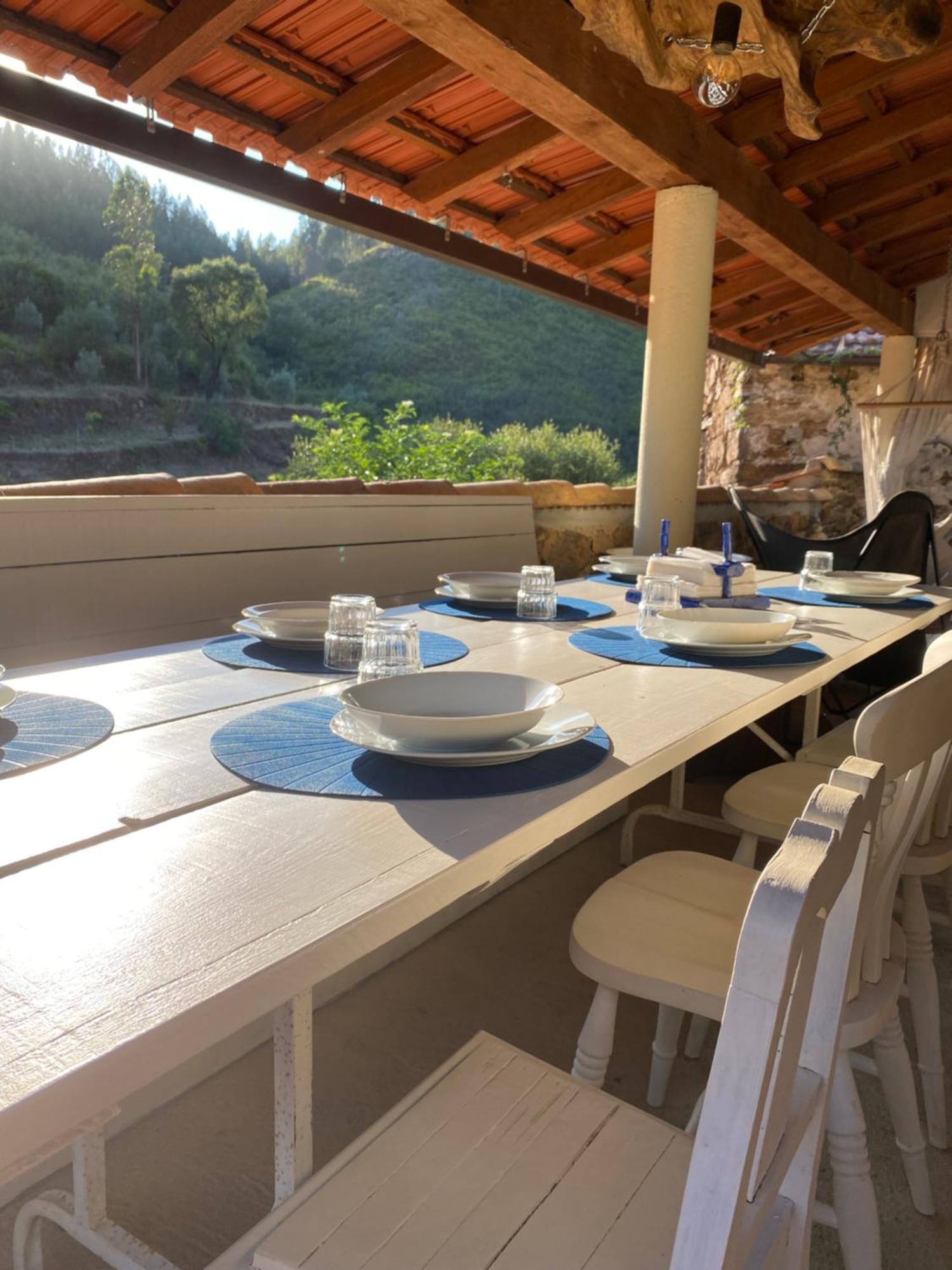 Unique Tiny House With Natural Building Techniques Figueiro Dos Vinhos Zewnętrze zdjęcie